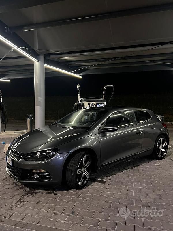 Grigio Usata 2012 VW Scirocco Coupé | 8500 € (Cara) - Immagine 1/4