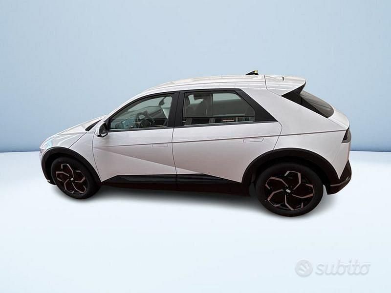 Usata Hyundai Ioniq 5 167 kW (228 CV) 2023 Bianco pastello SUV