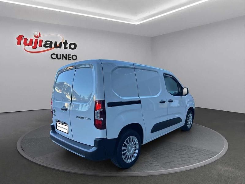 Usata Toyota Proace City City 102 CV (75 kW) 2024 Solid white Monovolume