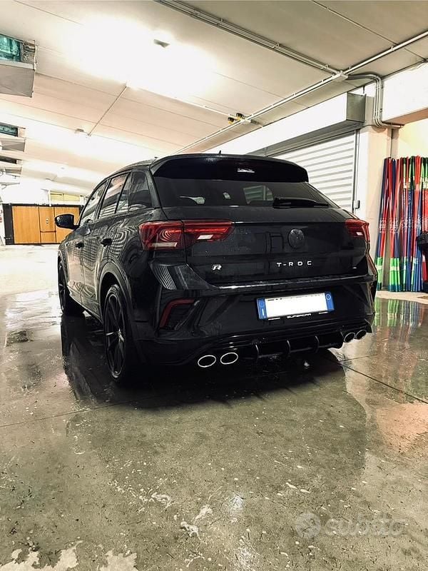 Usata VW T-Roc R 300 CV (220 kW) 2020 Nero SUV