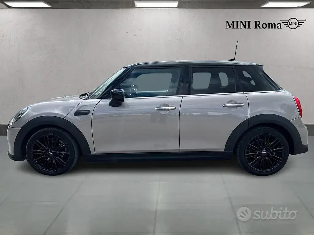 Usata Mini Cooper 136 CV (100 kW) 2022 Rooftop grey Utilitaria