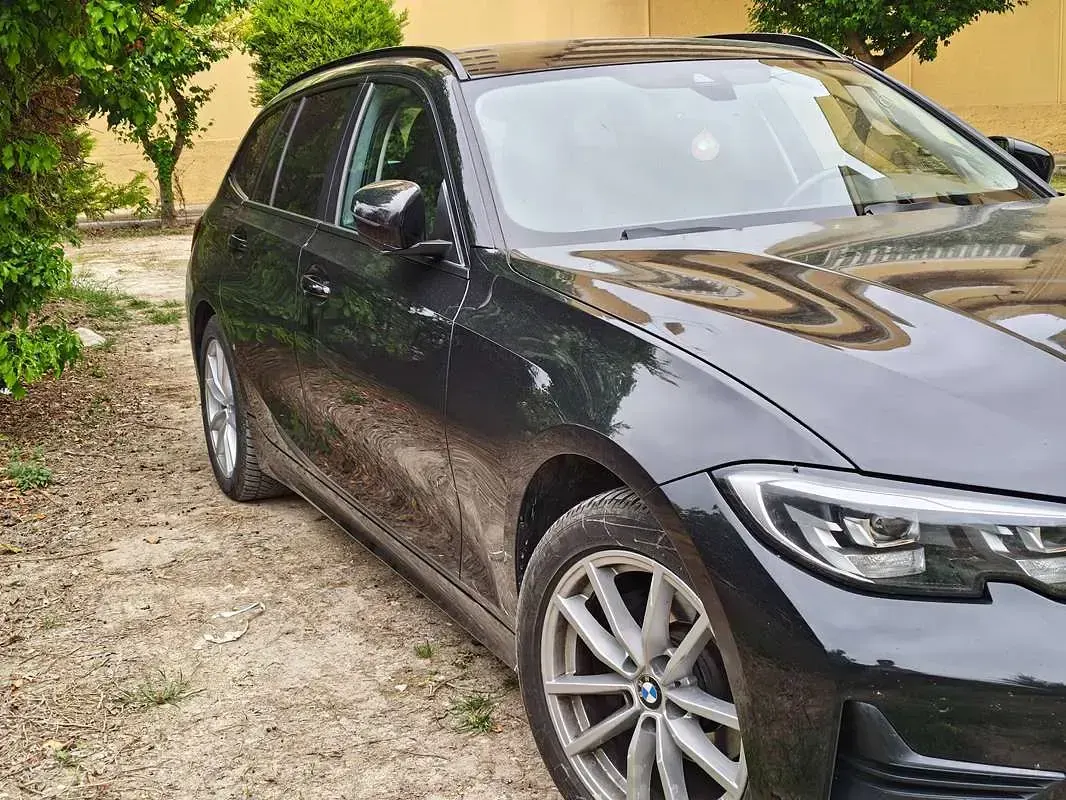 Usata BMW 318 Sport Line 150 CV (110 kW) 2022 Nero Station wagon