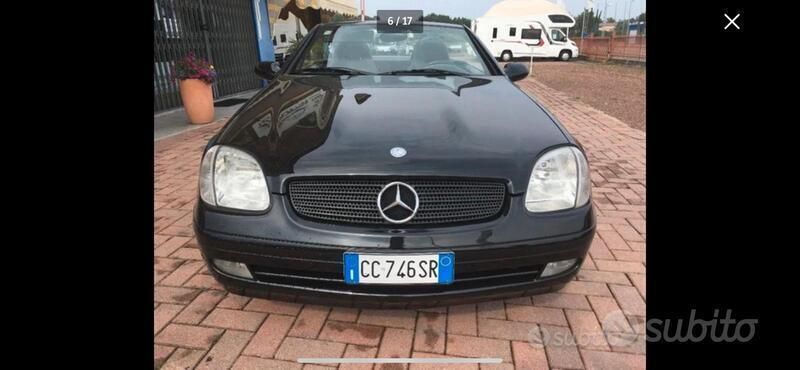 Usata Mercedes SLK200 192 CV (141 kW) 1998 Nero Cabrio