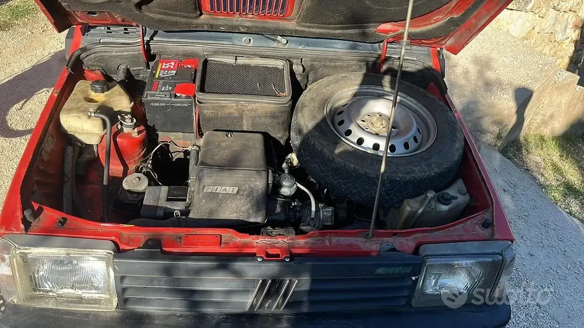 Usata Fiat Panda 4x4 50 CV (36 kW) 1991 Rosso Utilitaria