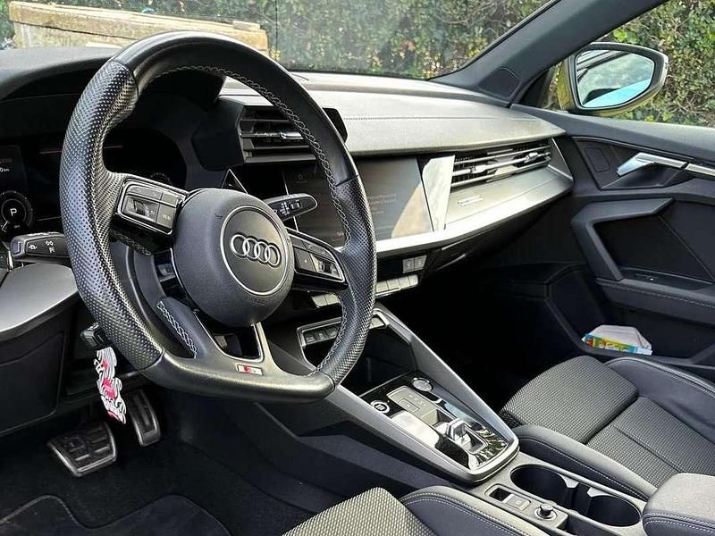 Usata Audi A3 Ambiente 150 CV (110 kW) 2024 Grigio Berlina