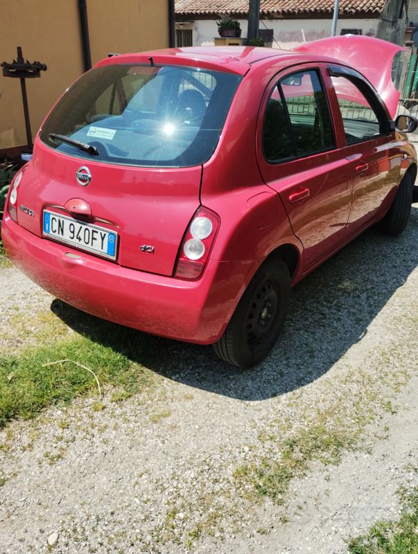 Usata Nissan Micra 2004 Rosso Utilitaria
