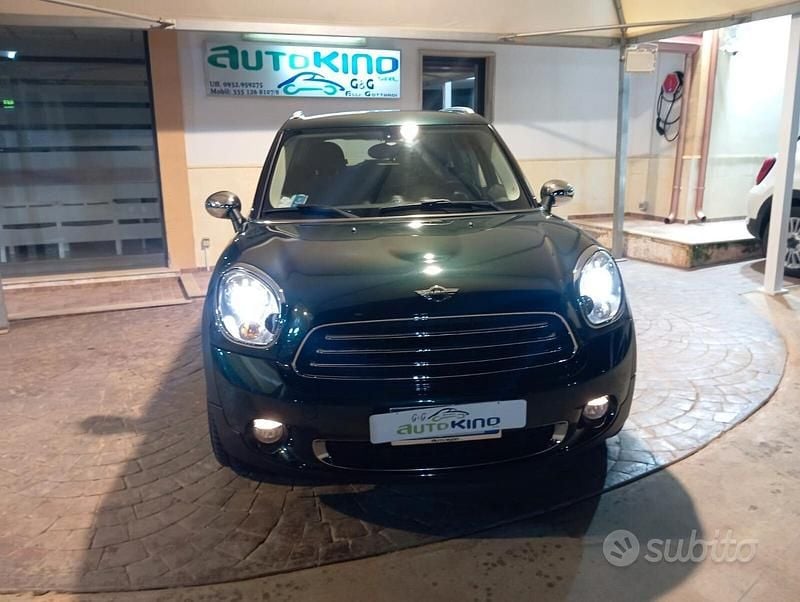 Usata Mini Cooper D Countryman 89 CV (65 kW) 2014 Verde SUV