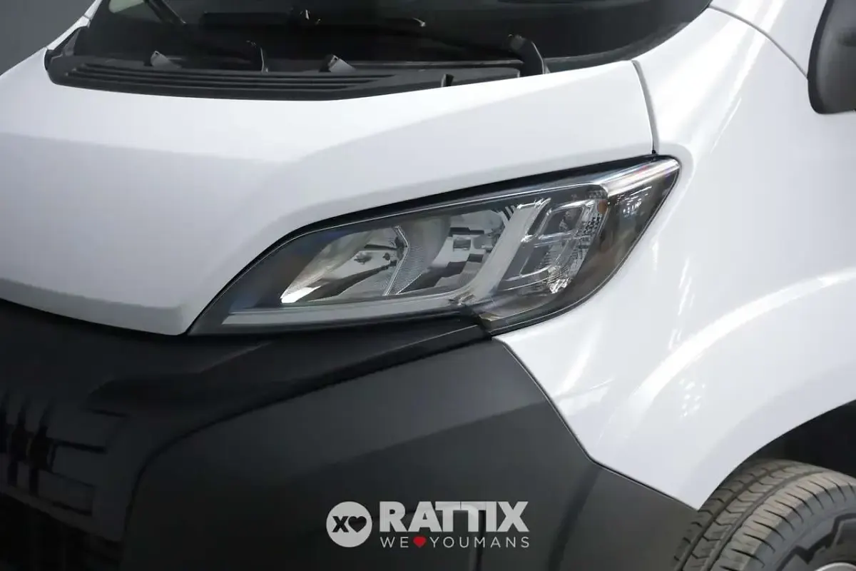 Nuova Peugeot Boxer 140 CV (102 kW) 2025 Bianco icy Furgone