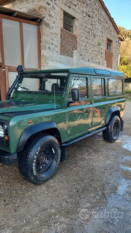 Usata Land Rover Defender 122 CV (89 kW) 2002 Verde SUV