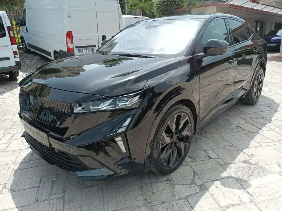 Usata Renault Rafale Esprit Alpine 131 CV (96 kW) 2025 Nero SUV