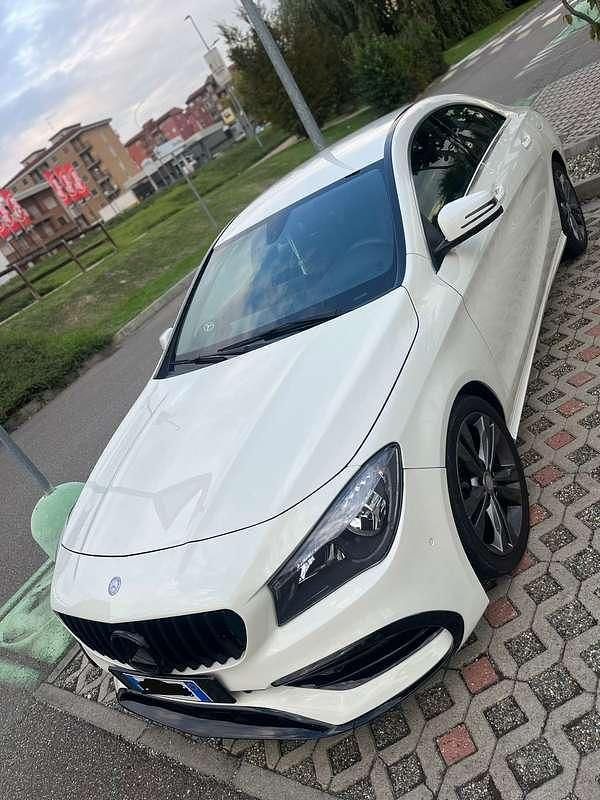 Usata Mercedes CLA180 109 CV (80 kW) 2014 Berlina