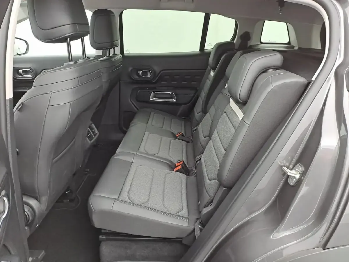 Usata Citroën C5 Aircross 131 CV (96 kW) 2024 Grigio SUV