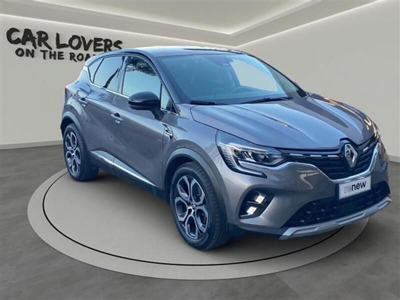 Usata Renault Captur Techno 145 CV (106 kW) 2023 Grigio scuro SUV