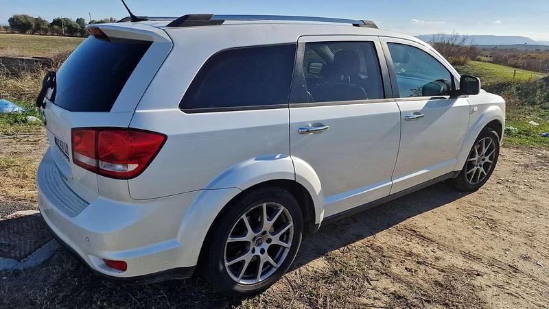 Usata Fiat Freemont Lounge 170 CV (125 kW) 2012 Bianco SUV