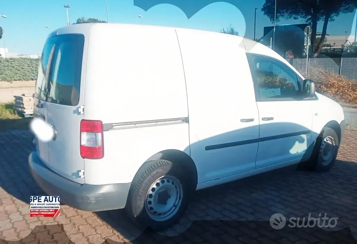 Usata VW Caddy 105 CV (77 kW) 2009 Bianco Monovolume