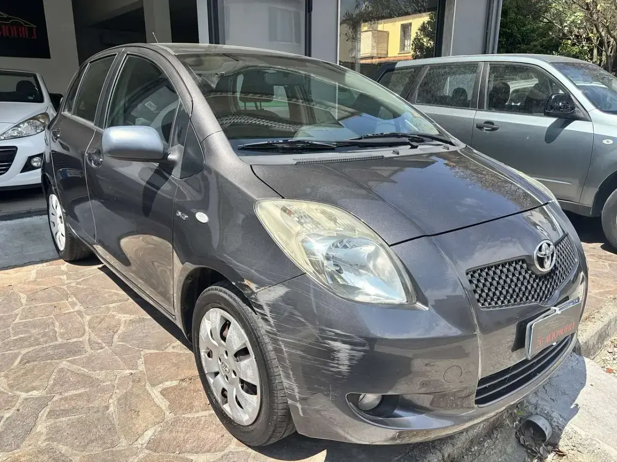 Usata Toyota Yaris 90 CV (66 kW) 2008 Other Utilitaria
