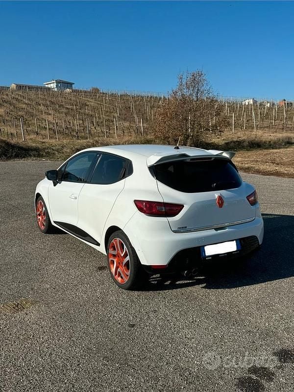 Usata Renault Clio IV 75 CV (55 kW) 2013 Bianco Berlina