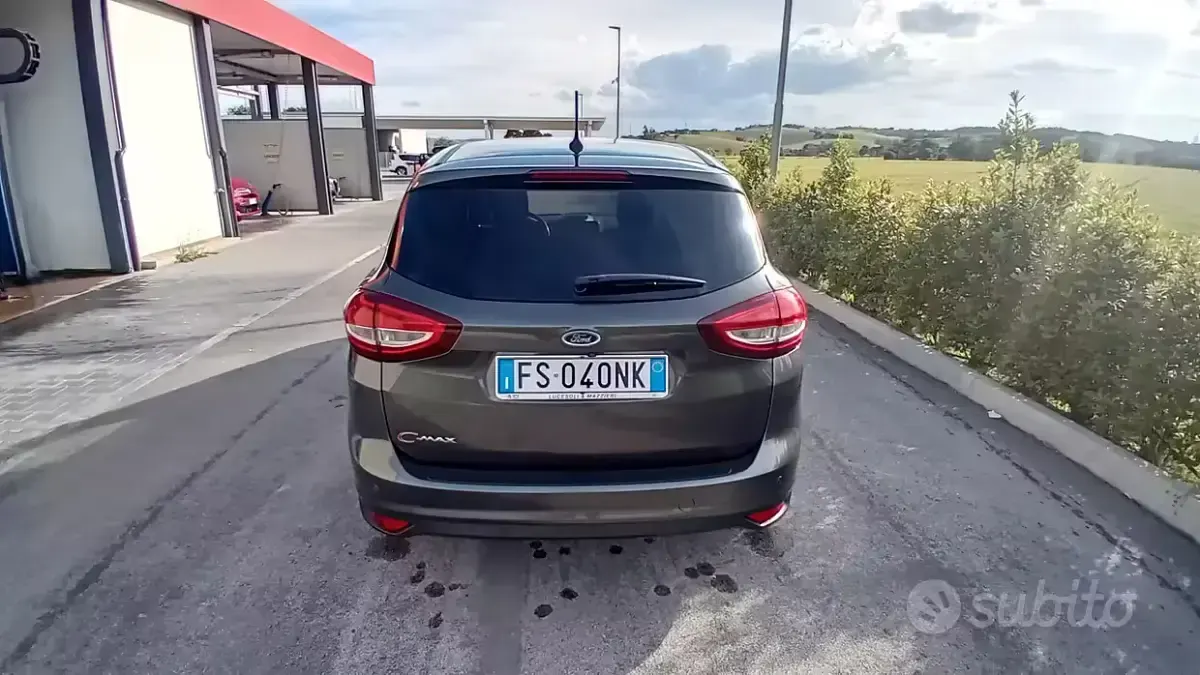 Usata Ford C-MAX Titanium S 120 CV (88 kW) 2018 Grigio Monovolume