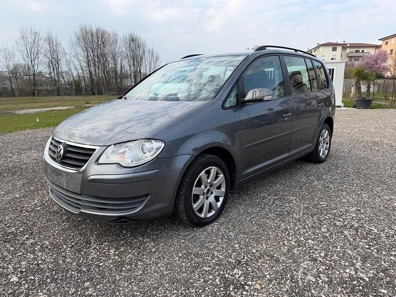 Usata VW Touran 105 CV (77 kW) 2007 Grigio Monovolume