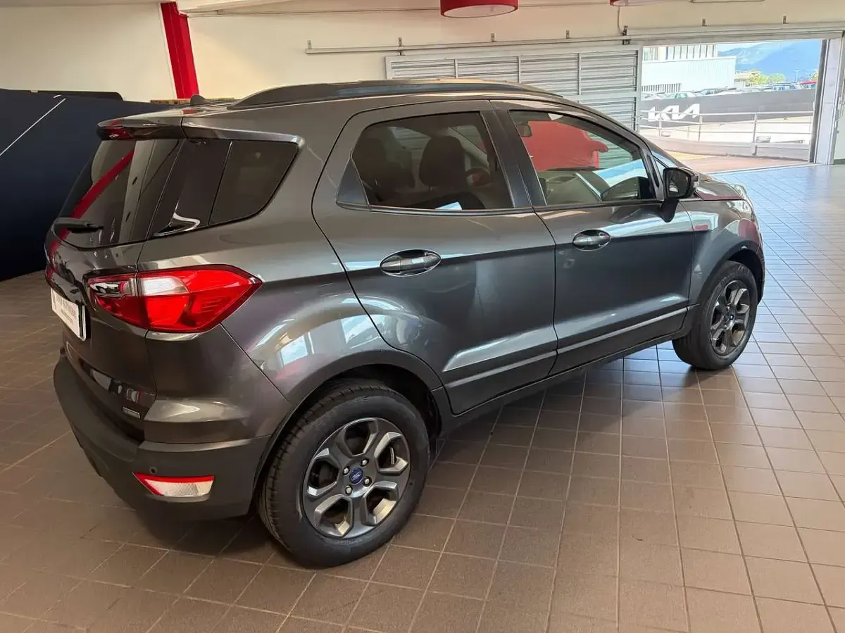 Usata Ford Ecosport 125 CV (91 kW) 2018 Grigio SUV