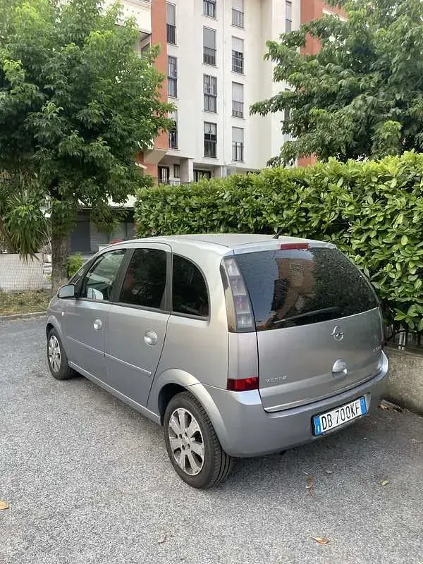 Usata Opel Meriva Club 75 CV (55 kW) 2006 Monovolume