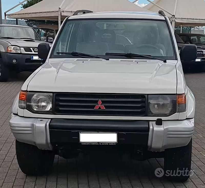 Usata Mitsubishi Pajero 95 CV (69 kW) 1991 Bianco SUV