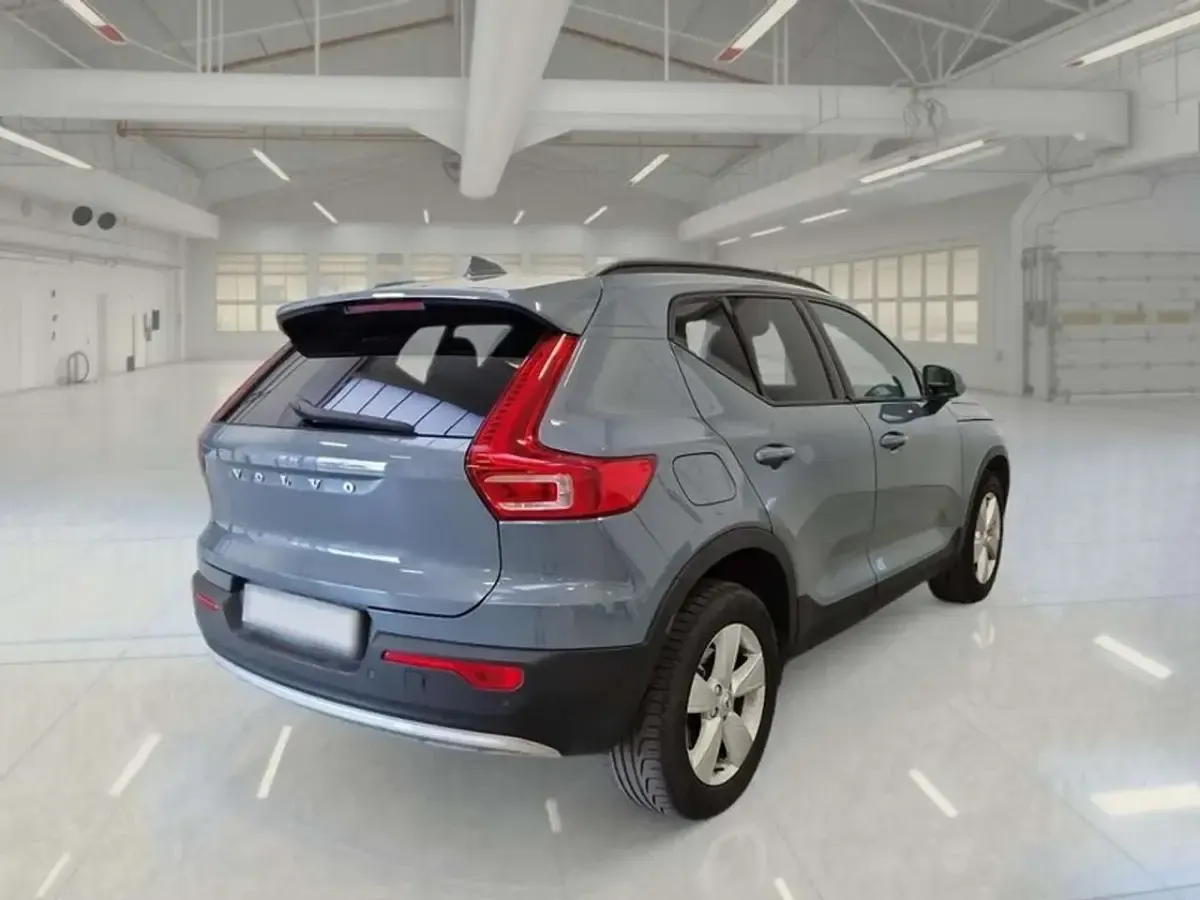 Usata Volvo XC40 163 CV (119 kW) 2023 Grigio SUV