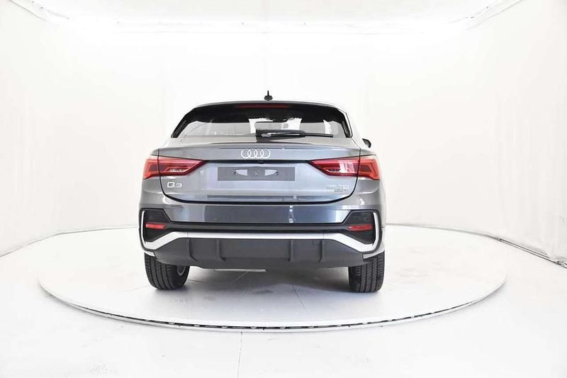 Usata Audi Q3 S-Line 150 CV (110 kW) 2024 Grigio daytona SUV
