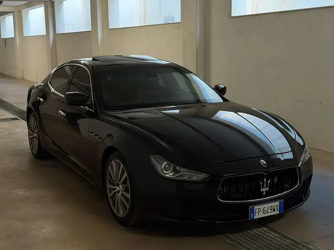 Usata Maserati Ghibli 275 CV (202 kW) 2016 Nero Berlina