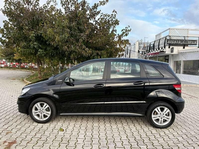 Usata Mercedes B170 Chrome 116 CV (85 kW) 2008 Nero Monovolume