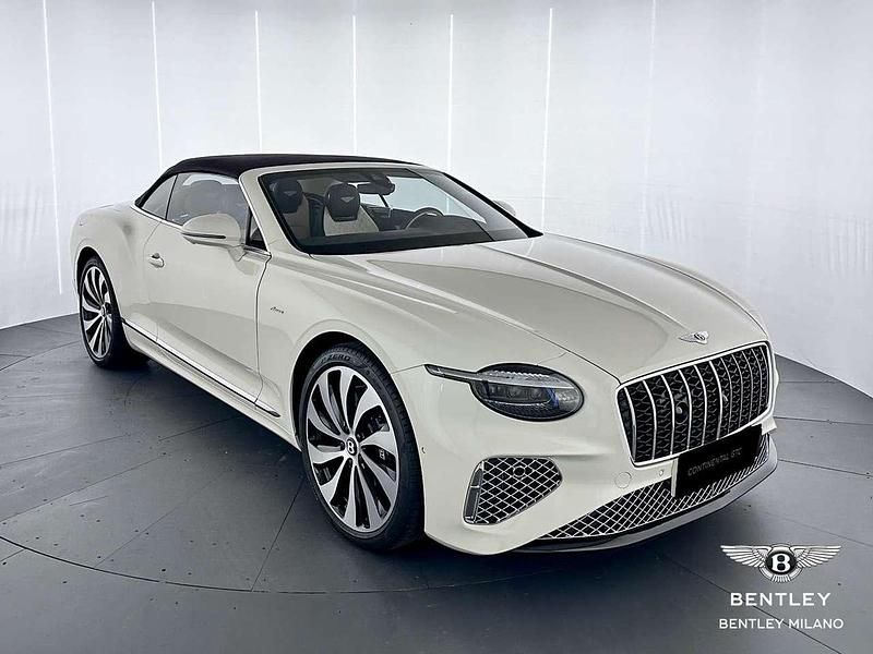 Nuova Bentley Continental 782 CV (575 kW) 2025 Bianco Cabrio