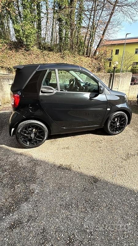 Usata Smart ForTwo Cabrio Passion 2019 Nero Cabrio