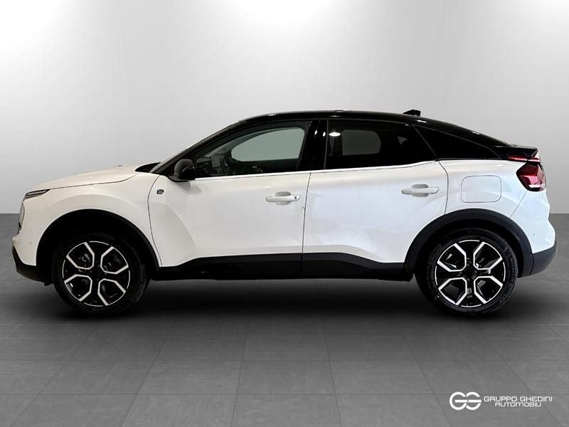 Usata Citroën e-C4 Shine 56 kW (77 CV) 2023 Pearl white pearl white Berlina