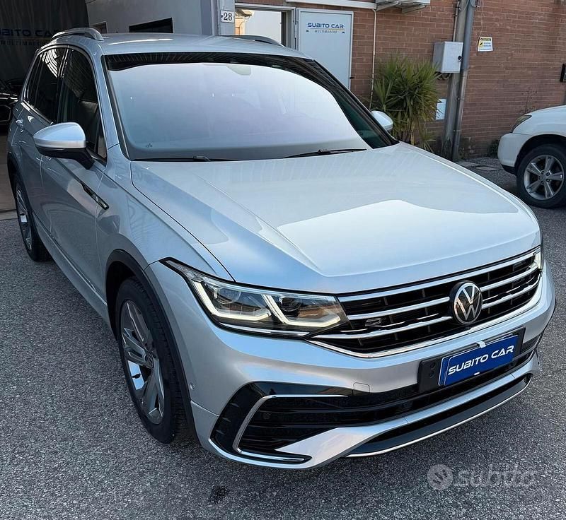Usata VW Tiguan R-line 150 CV (110 kW) 2022 Grigio SUV
