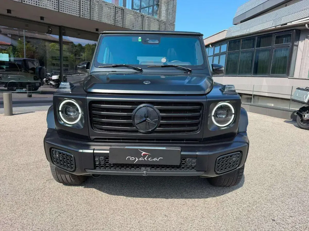 Usata Mercedes G400 AMG line 330 CV (242 kW) 2025 Nero SUV