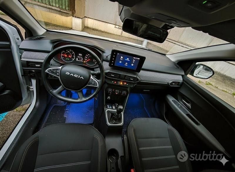Usata Dacia Sandero Expression 101 CV (74 kW) 2025 Bianco Berlina