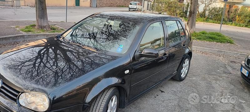 Usata VW Golf IV 2003 Nero Utilitaria