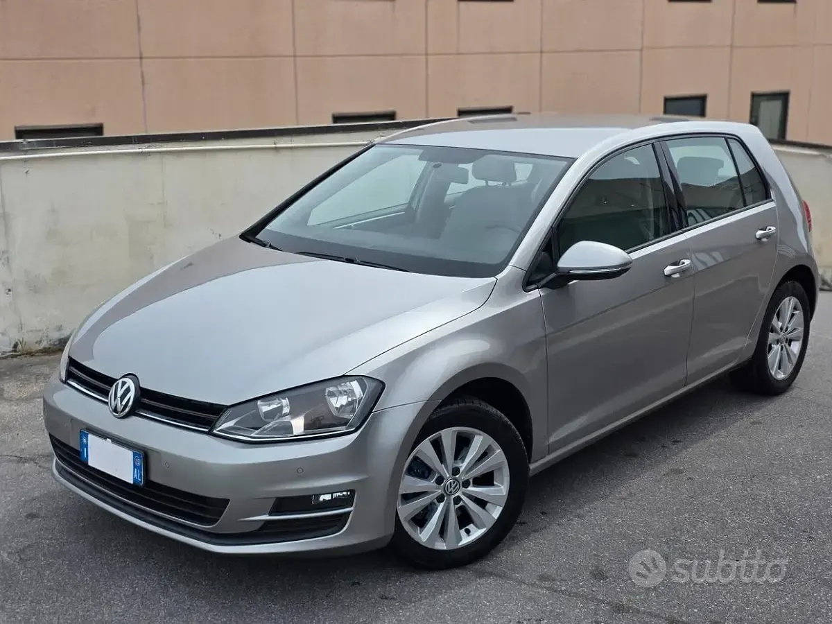 Usata VW Golf VII Executive 110 CV (80 kW) 2015 Grigio Berlina