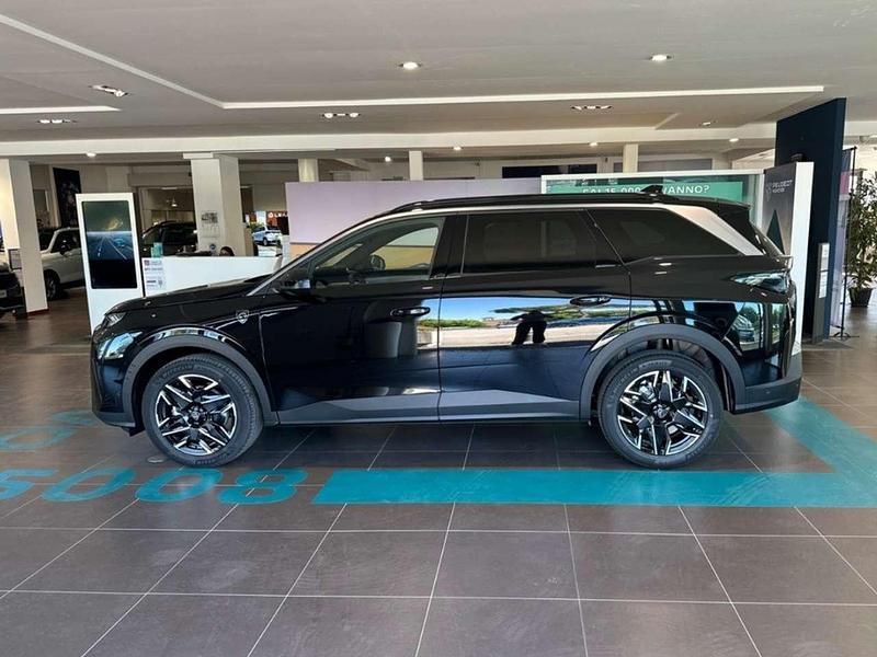 Usata Peugeot 5008 GT 145 CV (106 kW) 2025 Nero perla SUV
