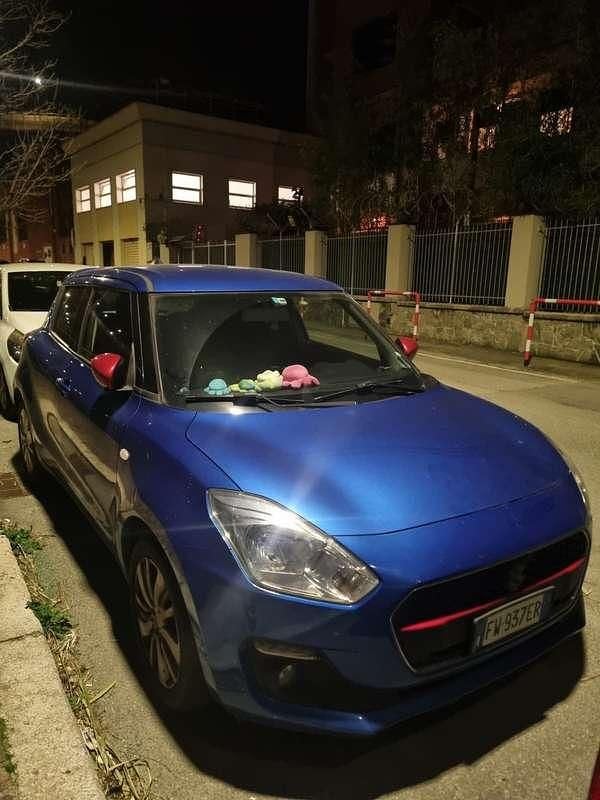 Usata Suzuki Swift 90 CV (66 kW) 2019 Blu/azzurro Utilitaria