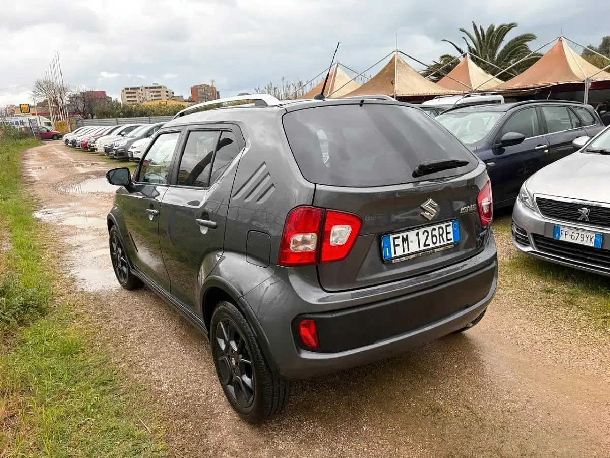 Usata Suzuki Ignis 89 CV (65 kW) 2018 Grigio SUV