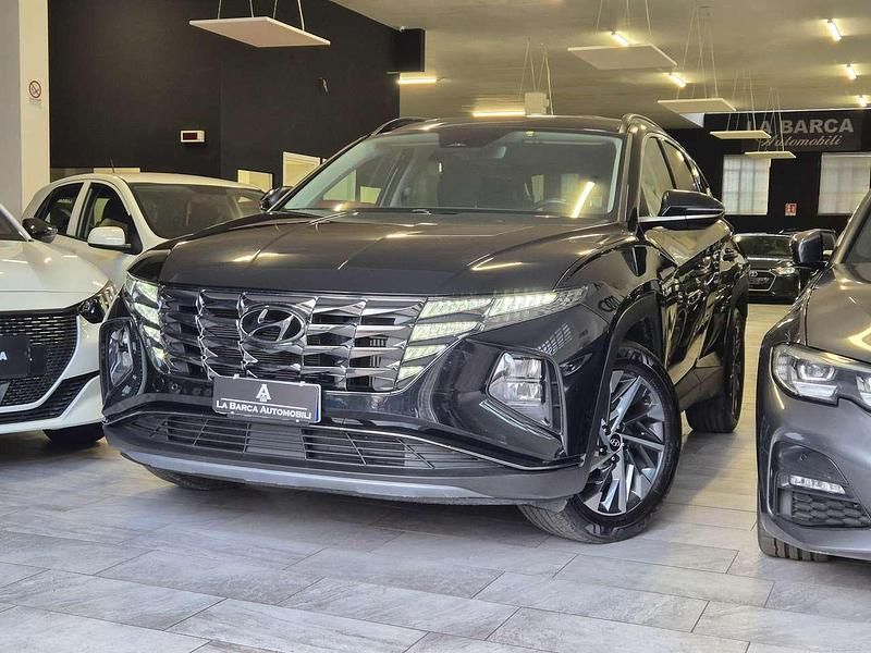 Nero Usata 2023 Hyundai Tucson SUV | 17.900 € (Super prezzo) - Immagine 1/4