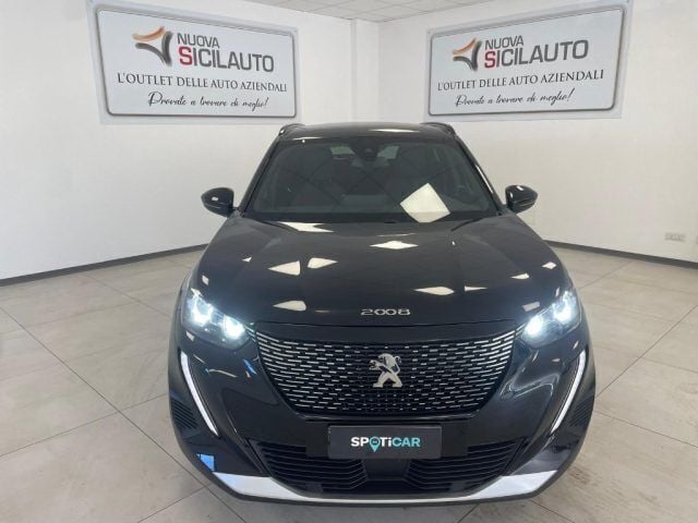 Nero Usata 2023 Peugeot 2008 Allure SUV | 19.500 € (Cara) - Immagine 1/4