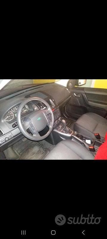 Usata Land Rover Freelander 2 150 CV (110 kW) 2011 Rosso SUV