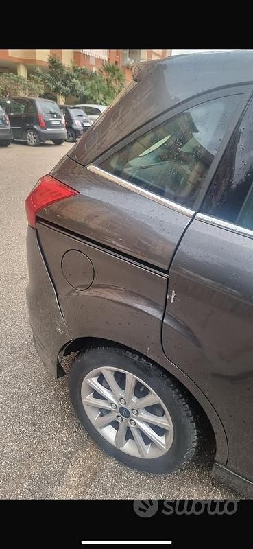 Usata Ford C-MAX 2016 Grigio Monovolume