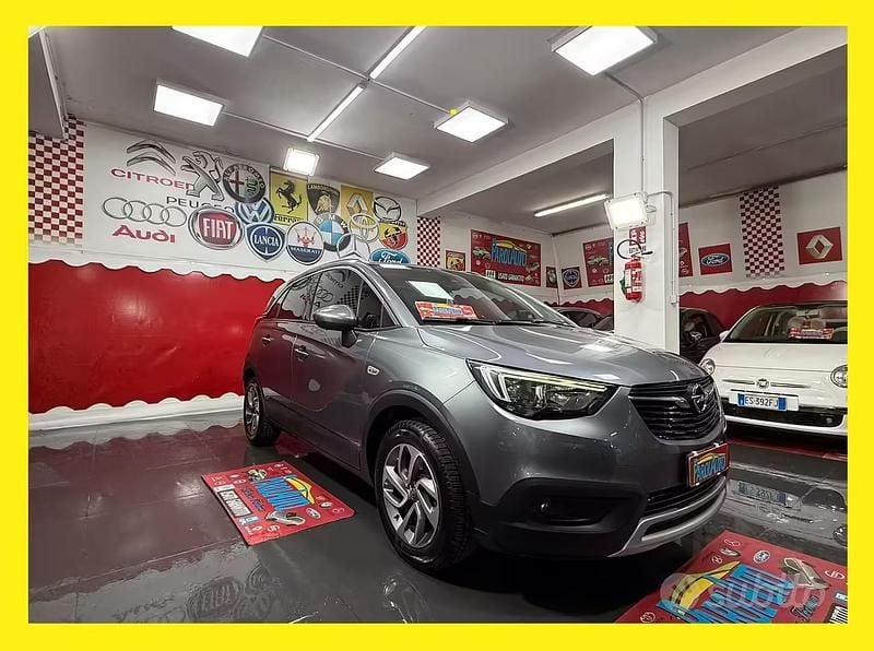 Usata Opel Crossland X Ultimate 102 CV (75 kW) 2018 Grigio SUV