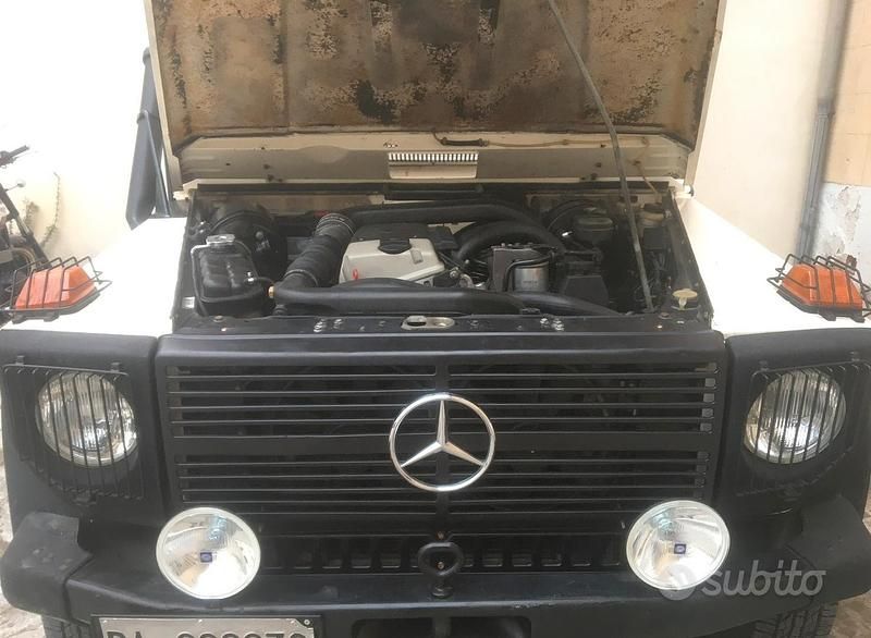 Usata Mercedes G300 150 CV (110 kW) 1987 Bianco SUV