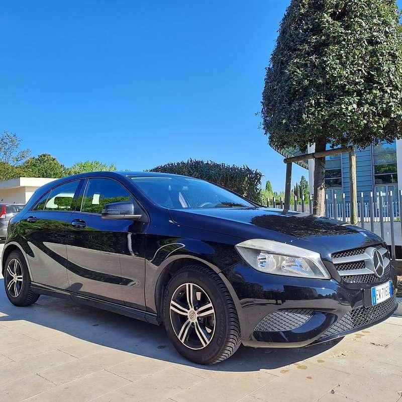 Usata Mercedes A160 Executive 90 CV (66 kW) 2014 Nero Berlina
