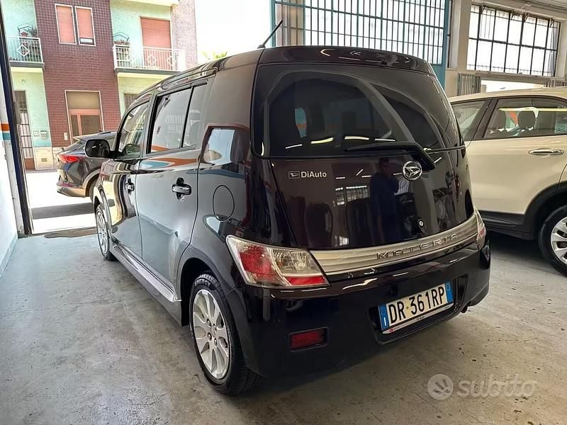 Usata Daihatsu Materia SHO 91 CV (66 kW) 2008 Viola Monovolume