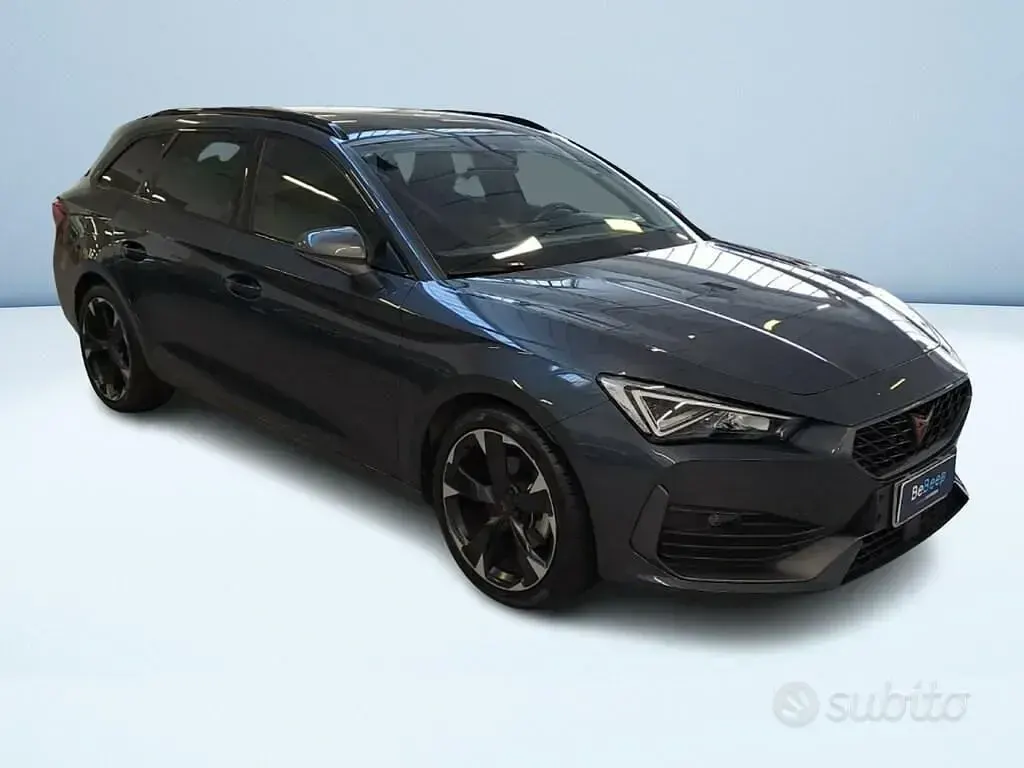Usata Cupra Leon 150 CV (110 kW) 2024 Grigio Station wagon